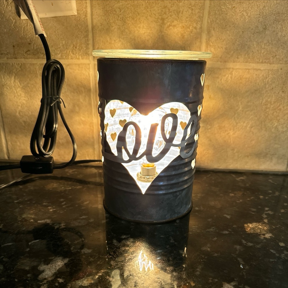 Sweet Love Scentsy Metal Warmer